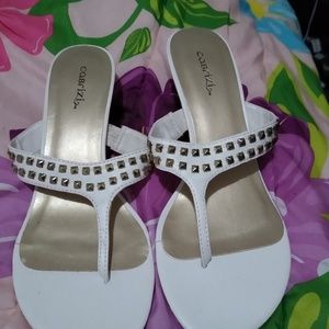 Women shoe size 7 m worn only 1 time to a wedding.